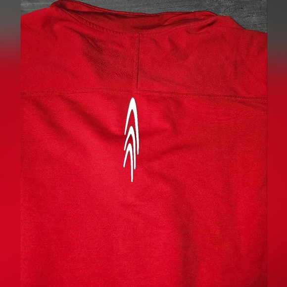 Brooks Women's Medium Athletic Vapor-Dry Red 1/4 Zip Pullover Long Sleeve Shirt - Picture 7 of 13